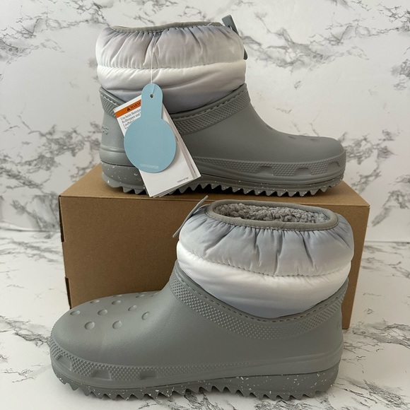 Crocs Classic Neo Puff Lined Insulated Shorty Boots Clogs Casual Women’s Size 7 - Picture 2 of 8